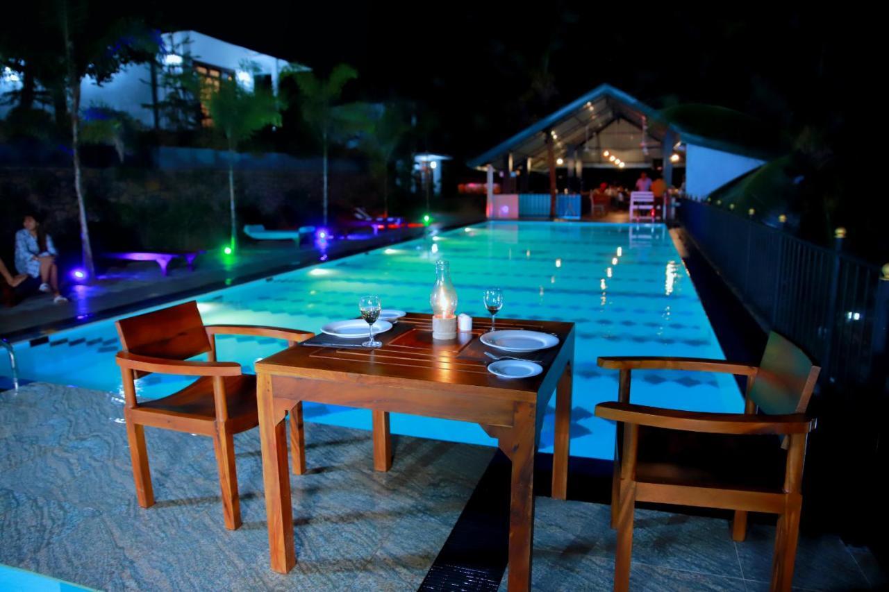 Hill View Resort Nakandalagoda ภายนอก รูปภาพ