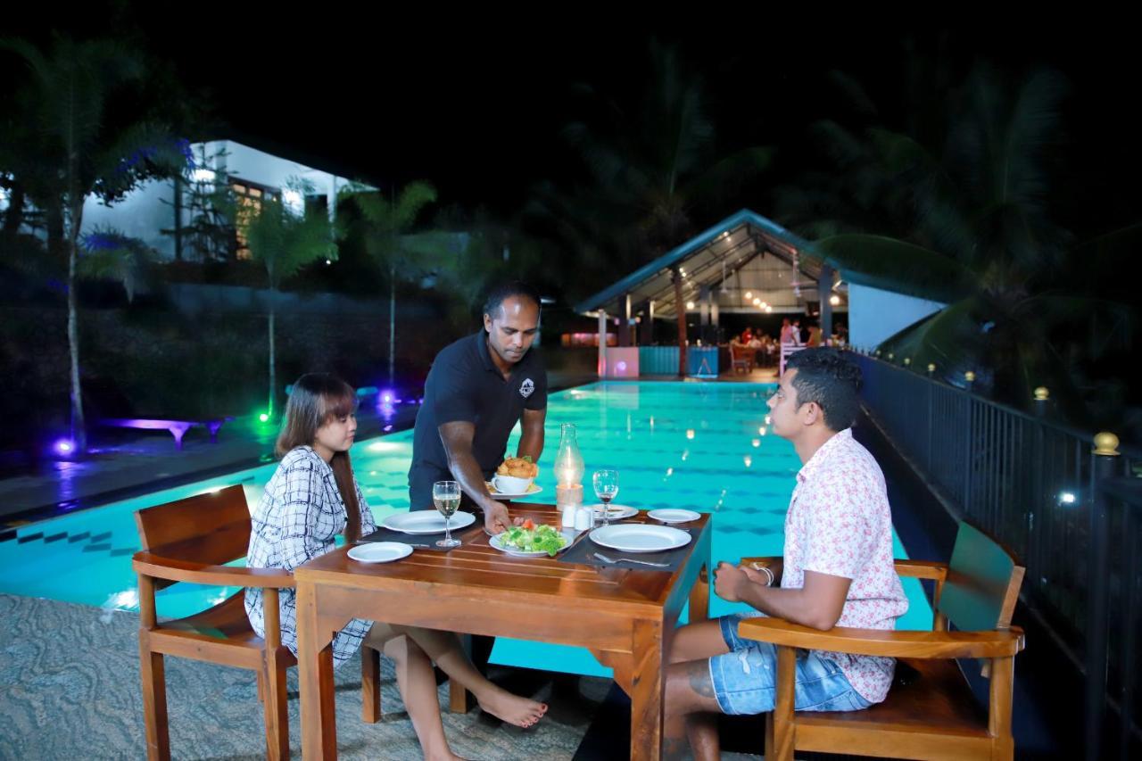 Hill View Resort Nakandalagoda ภายนอก รูปภาพ