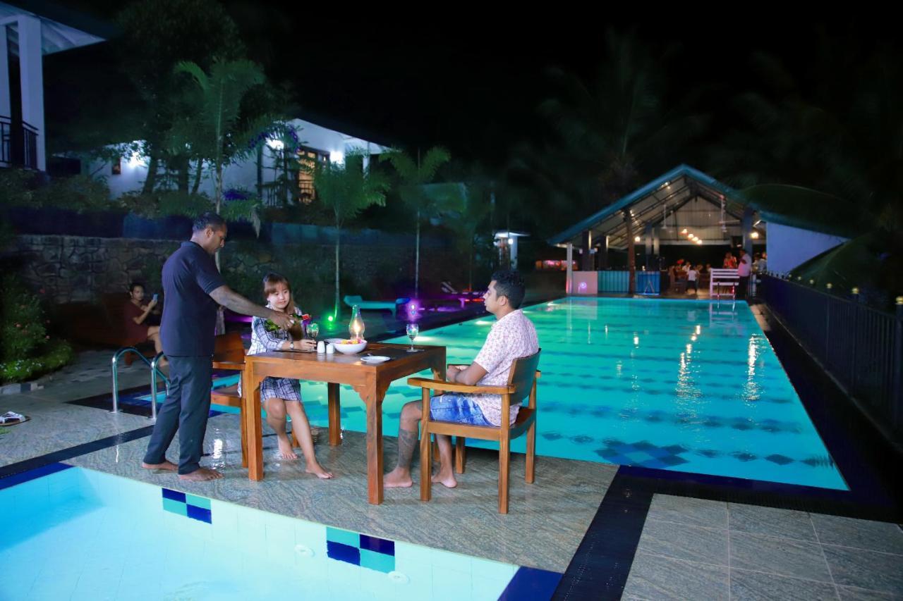 Hill View Resort Nakandalagoda ภายนอก รูปภาพ